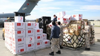 Türkiye’den 5 ülkeye daha sağlık malzemesi yardımı