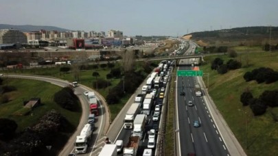 Vali Yerlikaya'dan İstanbul'a giriş çıkışlar hakkında açıklama