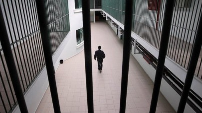 Yeni İnfaz Yasası resmen yürürlükte: 45 bin hükümlü tahliye edilecek!