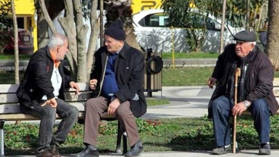 Flaş açıklama: 65 yaş üstü vatandaşlara izin!