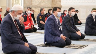 65 yaş ve üstüne cuma namazı kısıtlaması!