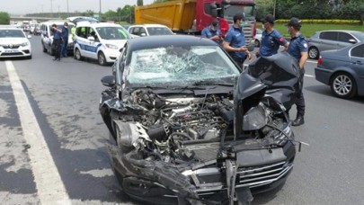 AK Parti milletvekili kaza geçirdi: Hastaneye kaldırıldı!