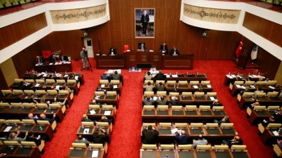 Ankara Büyükşehir Belediye Meclisi'nde gerginlik!