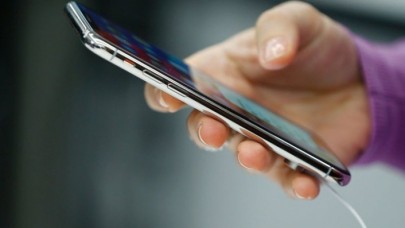 Bakanlık duyurdu: Cep telefonu ithalatına gözetim