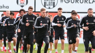 Beşiktaş'ta 8 kişinin koronavirüs test sonucu pozitif çıktı
