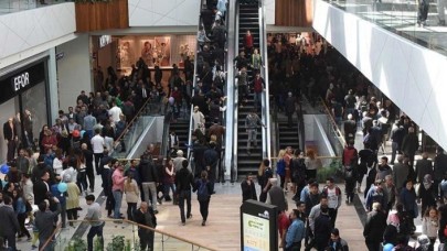 Bilim Kurulu üyesi ‘AVM’lerden bile riskli’ dedi ve uyardı: Çok dikkatli olmalıyız