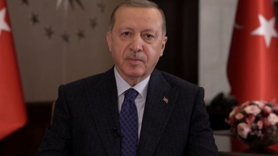 Cumhurbaşkanı Erdoğan'dan çarpıcı mesajlar: İmtihandan geçiyoruz