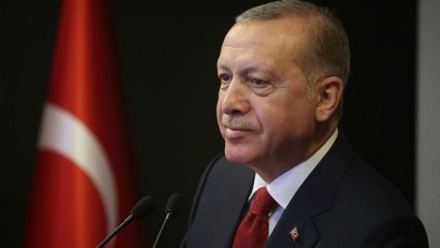 Cumhurbaşkanı Erdoğan gençlere şiirle seslendi
