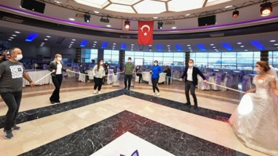 Düğünlere koronavirüs tedbiri: İlginç listede bakın ne şartlar var!