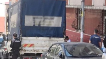 İstanbul'da bir kişi kamyonetinin kasasında intihar etti
