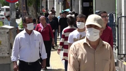 İstanbul'da koronavirüs kısıtlamalarının kalkacağı tarih belli oldu