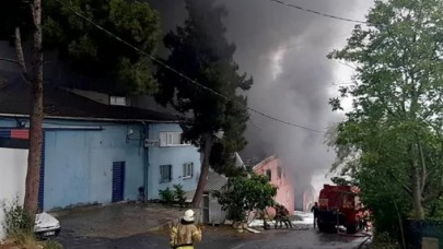İstanbul'da plastik fabrikasında yangın