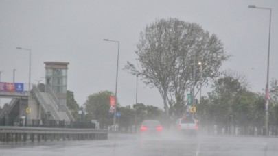 İstanbul kışa döndü: Soğuk ve yağmur kaç gün sürecek?