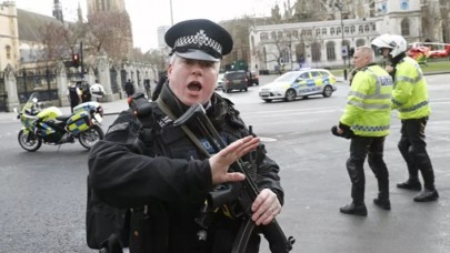 Koronavirüs hastasıyım deyip polise tükürmüştü: Aldığı ceza belli oldu!