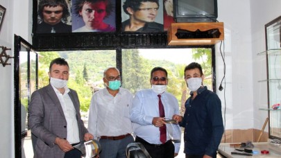 Koronavirüs çıkan berber kaç kişiyi traş etti: Sözün bittiği yer!
