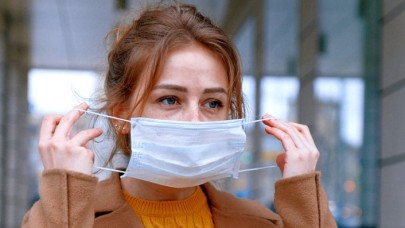 Ticaret Bakanlığı maske fiyatını açıkladı: Bakın nerelerde satılacak?