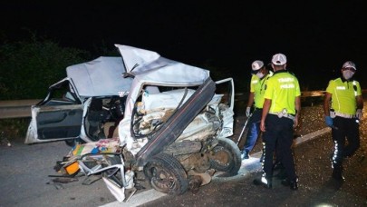 TIR dehşeti: Anne Gamra Turus öldü,  eşi Ahmet Turus ve 3 kızı yaralandı