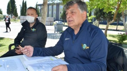 Yılmaz Vural: TFF Başkanı ile Sağlık Bakanı arasındaki muhabbetten tedirgin olduk!