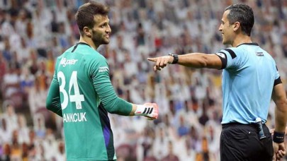 Ahmet Çakar: Utanç gecesi,  Galatasaray'ı hakem boğdu!