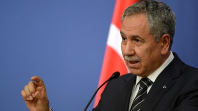 Bülent Arınç'tan olay yaratacak FETÖ itirafı: 'Bütün siyasetçiler bunlarla bir araya gelmiştir,  biri hariç!'