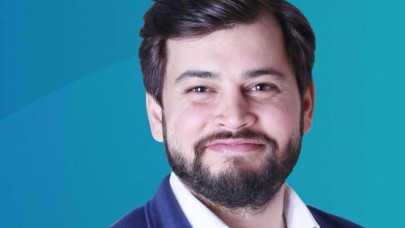 Emre Cemil Ayvalı,  AK Parti'deki görevinden istifa etti