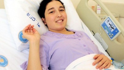 Kadavradan rahim nakli yapılan Derya Sert anne oldu