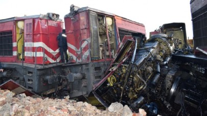Malatya'da iki tren kafa kafaya çarpıştı: Mahmut Kaya öldü,  yaralılar var