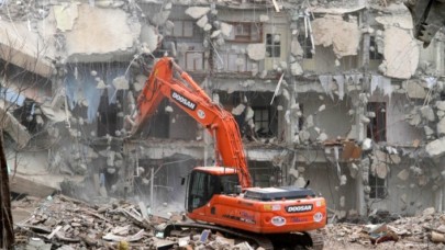 O il için korkutan açıklama: '7 büyüklüğünde deprem ve tsunami olacak!'