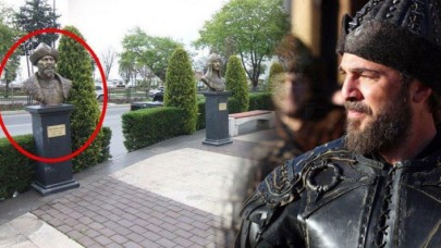 Ordu Büyükşehir Belediyesi,  Engin Altan Düzyatan’a benzetilen Ertuğrul Gazi büstünü kaldırdı!