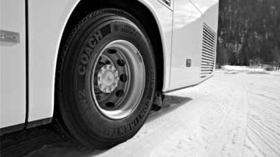 Patlak lastiği değiştirirken otobüsün altında kalan Halil Deveci yaşamını yitirdi