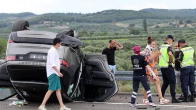 Şarkıcı Alişan kaza geçirdi: Cipi takla attı