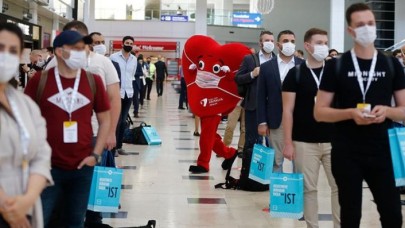 Şili'den İsrail'e,  Fransa'dan Özbekistan'a: Dünya Antalya'da! 