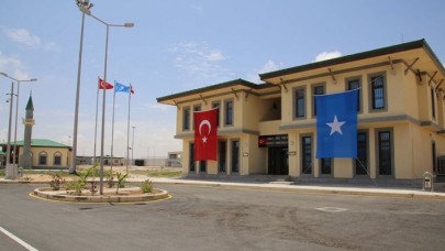 Somali'deki Türk askeri eğitim üssü önünde intihar saldırısı