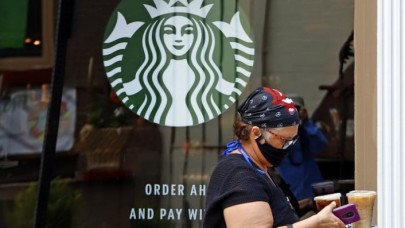 Starbucks'ın zararı 3 milyar doları geçebilir: 400 şubeyi kapatıyor