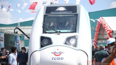 Tarihi an: Türkiye'nin milli elektrikli treni raylarda