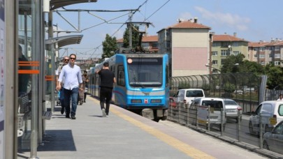 Topkapı - Mescid-i Selam tramvay hattının hali içler acısı