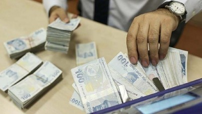 Emeklilere müjde: Maaşlar 566 TL artacak!