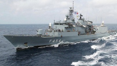 Yunan donanmasından Akdeniz'de Türk gemisine müdahale