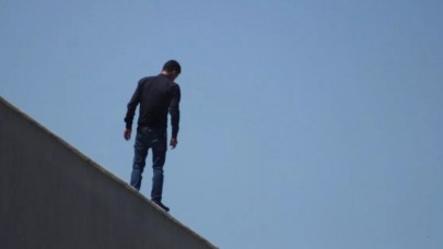 Zonguldak Valiliği binasında intihar girişimi