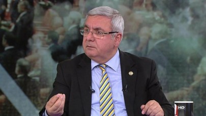Ak Partili Mehmet Metiner'den canlı yayında Erdoğan gafı: Ahmet Hakan uyardı!