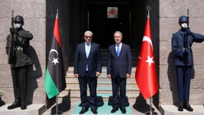 Ankara'da Libya için üçlü toplantı:  Bakan Akar,  Başağa ve Camilleri ile bir arada