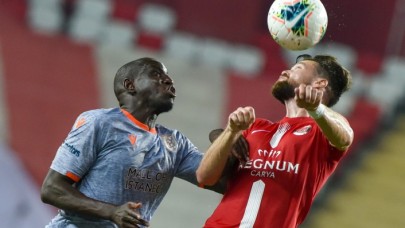 Antalyaspor'u yenen Başakşehir'e tepki