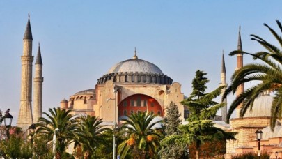 Ayasofya'da namaz kılınacak alanlara giriş yarın 10.00'da başlayacak