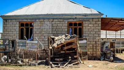 Azerbaycan: Ermeniler sınırdaki köyleri hedef alıyor