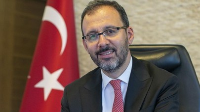 Bakan duyurdu! Burs ve krediler yatmaya başladı!