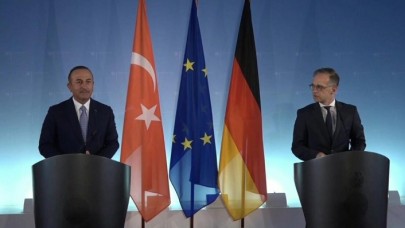 Çavuşoğlu Almanya'da: Seyahat kısıtlaması kalkıyor mu? Flaş açıklamalar