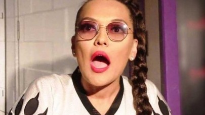 Demet Akalın dolandırıldı!