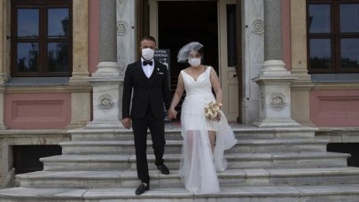 Düğün yapacaklar dikkat! O illerde kısıtlama getirildi