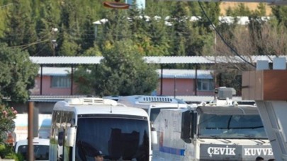 Esenyurt'ta hareketli dakikalar! Müzakereci polisler olay yerinde