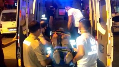 Ev arkadaşları arasında tartışma: Bir kişiyi balkondan aşağı attılar!